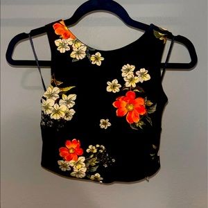 GUESS zip up crop top